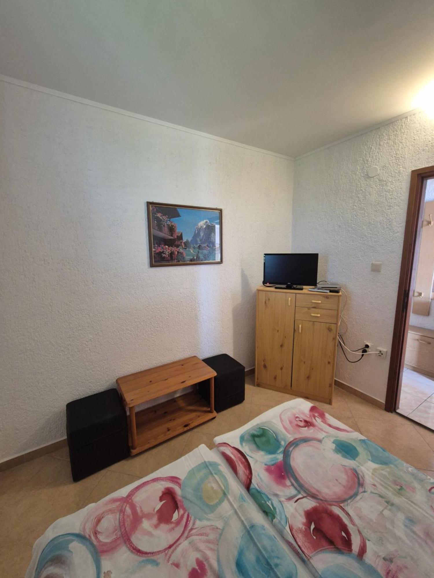 Apartmani Mira Супетарська Драґа Екстер'єр фото